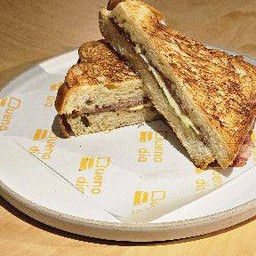 แซนวิชแฮม เบค่อน และชีส ไซส์ L