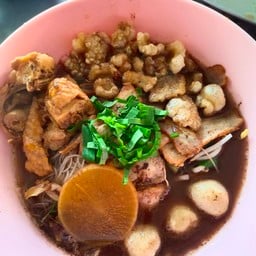 เศรษฐีเรือนทอง ก๋วยเตี๋ยวป๊อกๆ