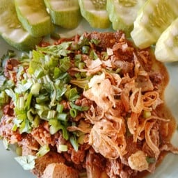ลาบเหนือกับข้าว