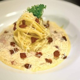 สปาเก็ตตี้คาโบนาร่าเบคอน