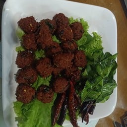 ลาบหมู ทอด