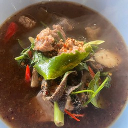 อู๋เพลีย