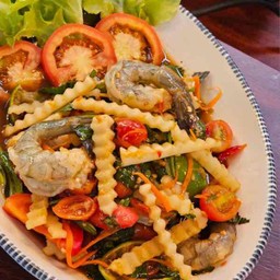 ตำยอดมะพร้าวกุ้งสด
