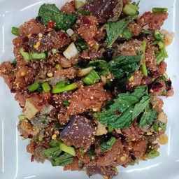 ลาบดิบขม