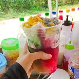 ชามอมอ โคตรชีส กาแฟสด