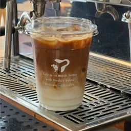 Iced Caramel Macchiato