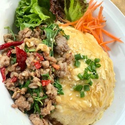 ข้าวไข่ข้น + กระเพราหมูสับ