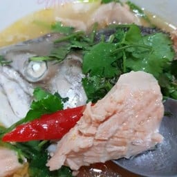 ร้าน ม่อน ยำ ตำ เล้ง (นายเอก ก๋วยเตี๋ยวเรือ ข้าวหลาม) ( นายเอก ก๋วยเตี๋ยวเรือ )