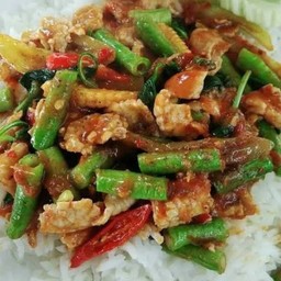 พริกแกงเนื้อ