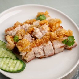 เชฟน๊อตหมูกรอบ