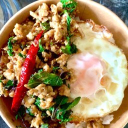 ข้าวยำไก่แซ่บ@กระเพาพริกสด-บ้านค่าย บ้านค่าย
