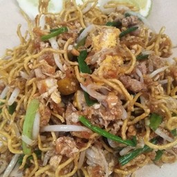 หมี่กรอบผัดชี้อิ้ว