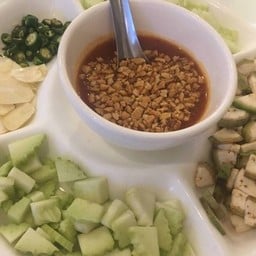 น้ำจิ้มแหนมเนือง