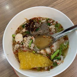 ศูนย์อาหาร ครัวคุณป้า