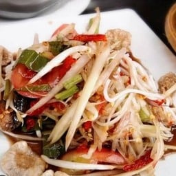 ร้านส้มตำในบ้าน นำไทย