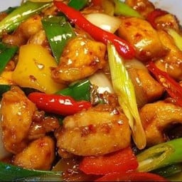 ไก่ผัดพริกเผา