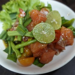 ยำเเซลมอน