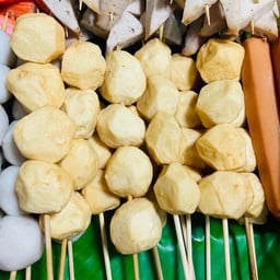 ลูกชิ้นเต้าหู้หมู