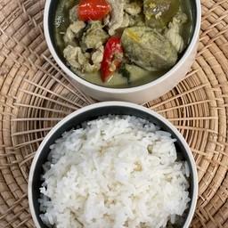 ข้าว แกงเขียวหวาน