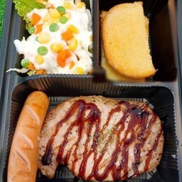 สเต็กหมูพริกไทยดำ