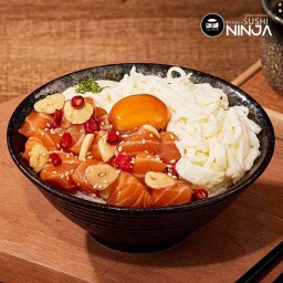 ข้าวแซลมอนเต๋าดองไข่ดองโชยุ