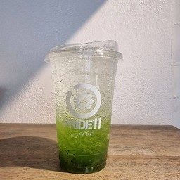 Kiwi soda-กีวี่ โซดา 20 (oz.)