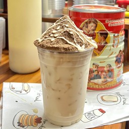 นมสดโอวัลตินภูเขาไฟ (Volcano Ovaltine fresh milk)