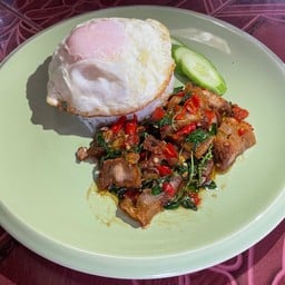 นายบาสไก่ทอดบ้านๆ แม่สาย