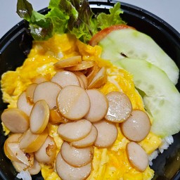 ข้าวไข่ข้นไส้กรอกไก่
