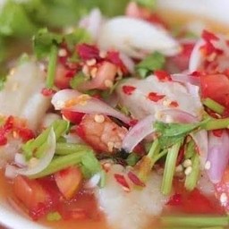 ยำปลาดอลลี่