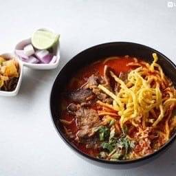 ข้าวซอยเนื้อ  พิเศษ