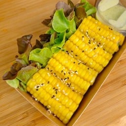 สลัดโรลข้าวโพด🌽 (Corn, Spring Roll) กล่องใหญ่