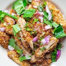 ยำไก่แซ่บ (กับข้าว)