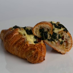 SPINACH CHEESE CROISSANT