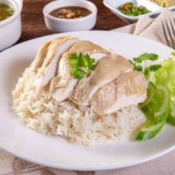ข้าวมันไก่ตอนไหหลำ สวนผัก33 (  โกตา  )