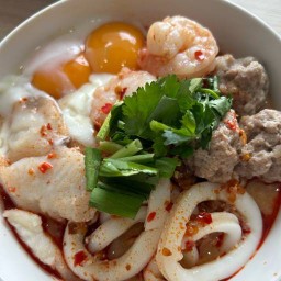 กะเพรา/ข้าวต้ม ซี๊ดอุ้ย