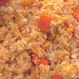 ข้าวผัดไข่ปูอัด