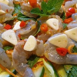 กุ้งแช่น้ำปลา