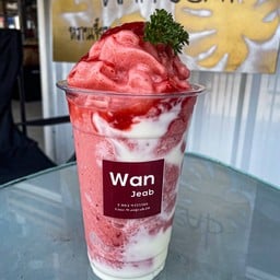 สตอเบอรี่ สมูทตี้โยเกิร์ต