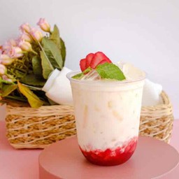 สตอเบอรี่นมสด