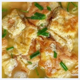 แกงจืดไข่น้ำ  หมูสับ + ใส่ผักชี