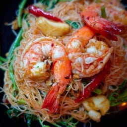 หมี่กระเฉดกุ้งสด