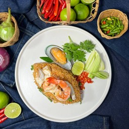 ข้าวผัดทะเลต้มยำ