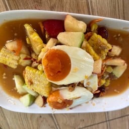 ตำผลไม้ไข่เค็ม