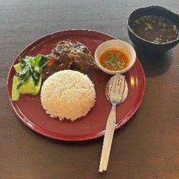 ข้าวเนื้อตุ๋น จักรพรรดิ