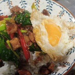 คะน้ากากหมู+ไข่ดาว