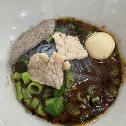 วุ้นเส้นน้ำตก เนื้อ