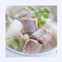 แกงจืดกระดูกหมู+หมูสับ ใส่ต้นหอม ผักชี