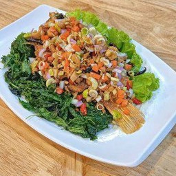 ปลาทับทิมทอดสมุนไพร