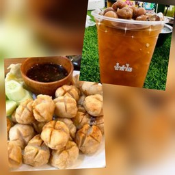 ลูกชิ้นหมูทอด+น้ำลำใย